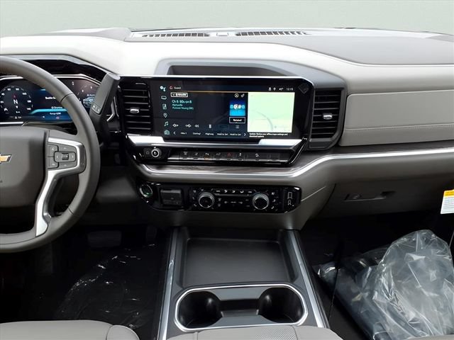 New 2026 Chevrolet Silverado 3500 LTZ w/ LTZ Plus Package AWD/4WD image 12
