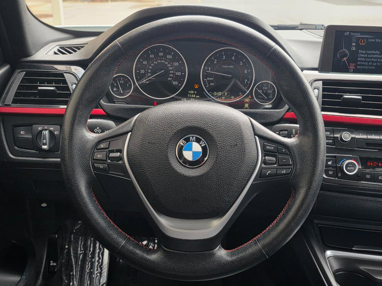 Used 2014 BMW 328i xDrive Sedan AWD/4WD image 18