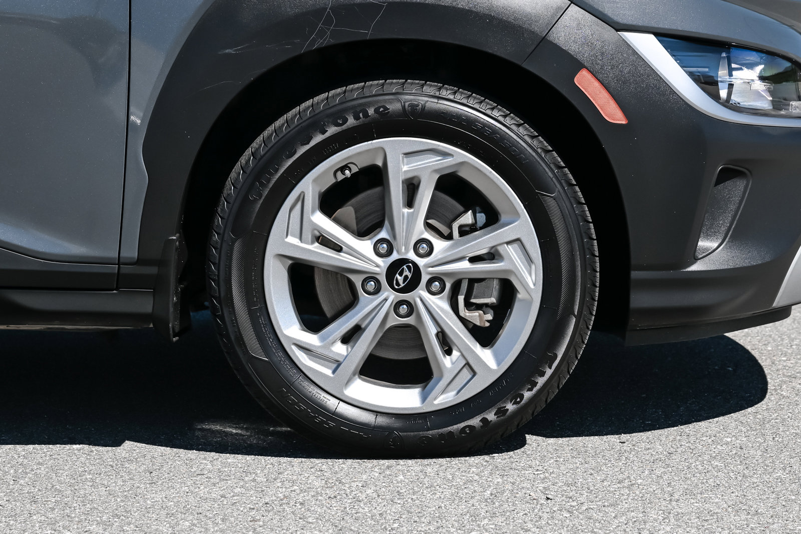 Used 2023 Hyundai Kona SEL image 11