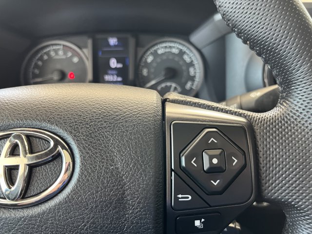 Used 2016 Toyota Tacoma TRD Sport RWD image 20