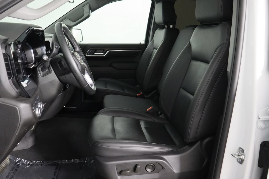 Used 2025 GMC Sierra 1500 SLT AWD/4WD image 14