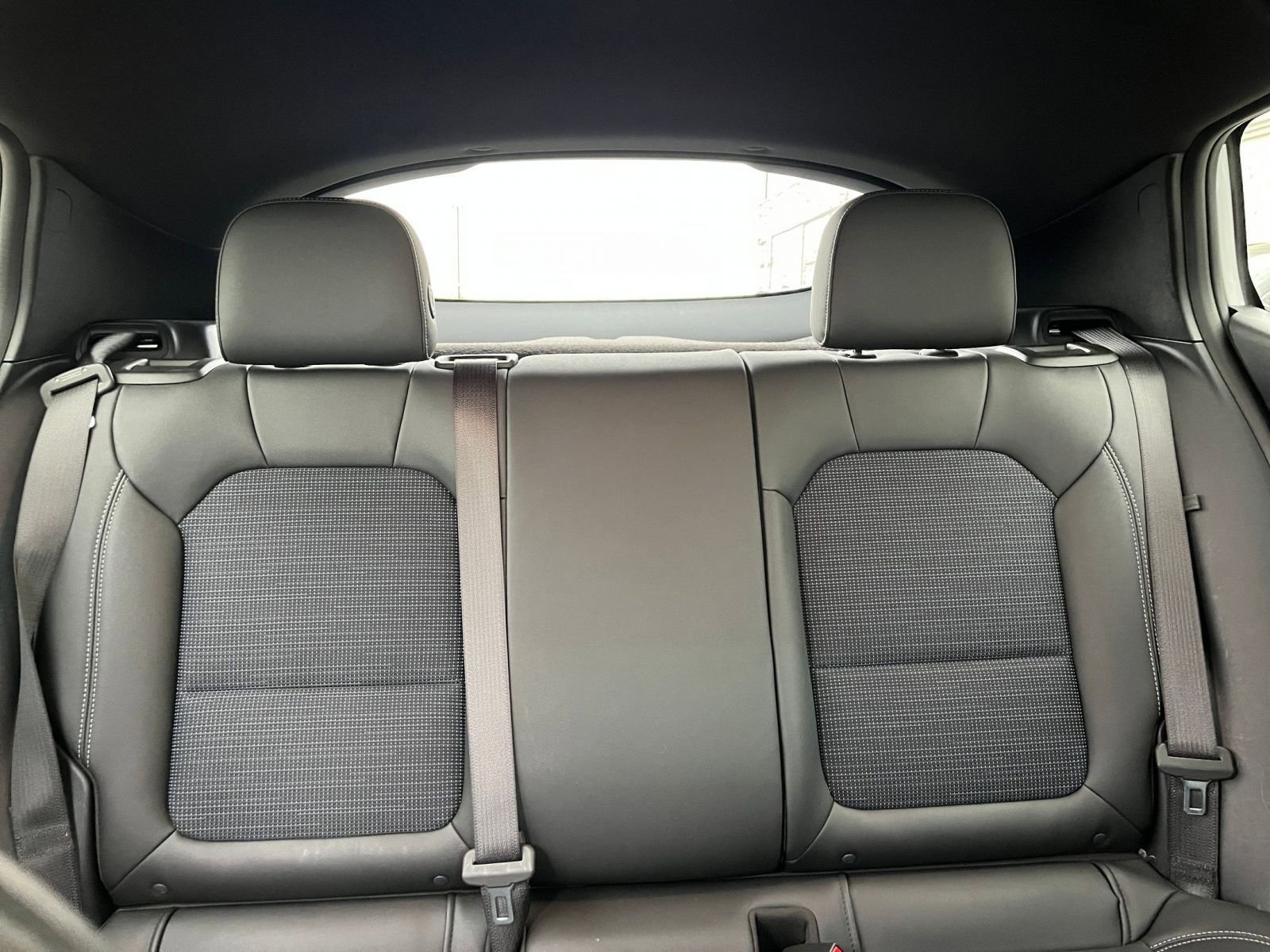 Used 2025 Buick Envista Preferred image 38