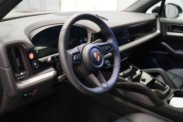 New 2026 Porsche Cayenne image 4