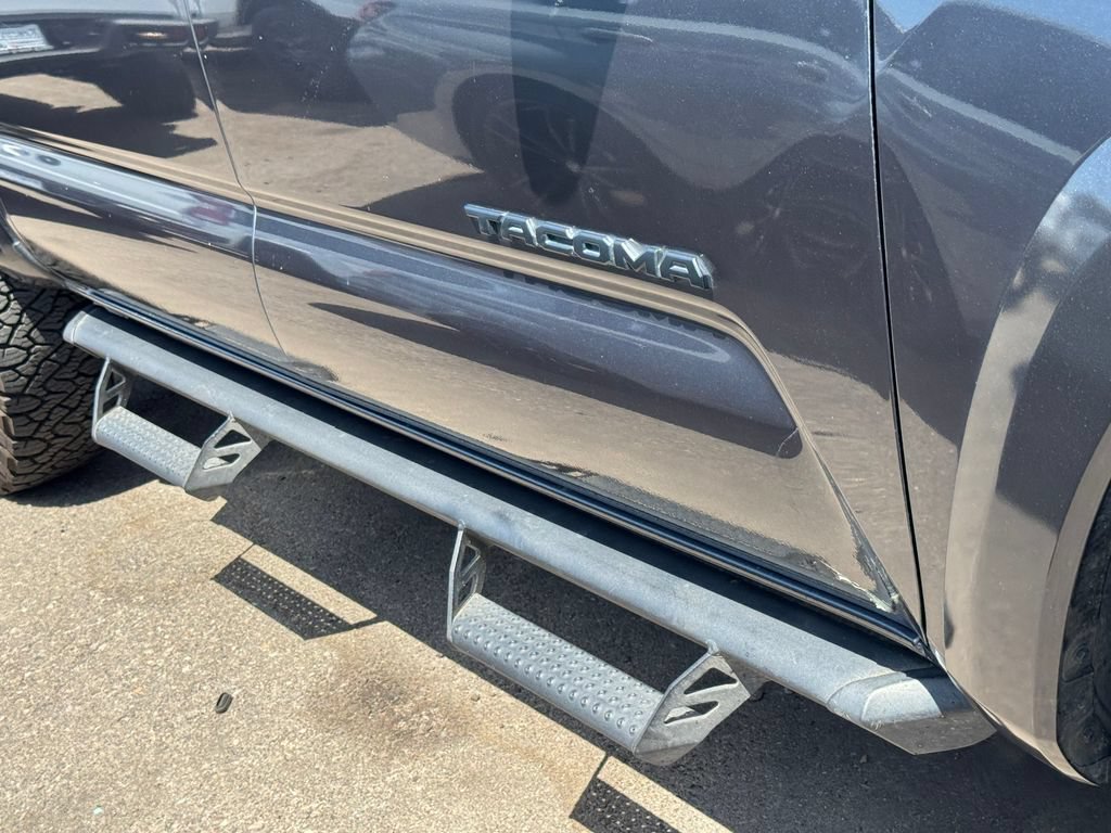 Used 2021 Toyota Tacoma SR5 w/ Blackout Package (TMS) AWD/4WD image 2