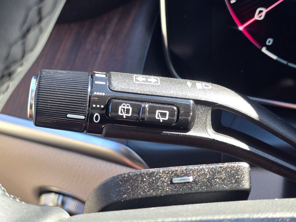 New 2027 Mercedes-Benz GLC 300 4MATIC image 37