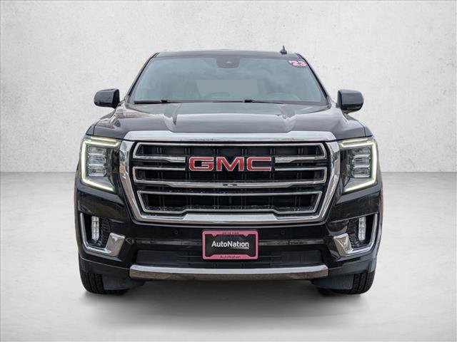 Used 2023 GMC Yukon SLT image 2