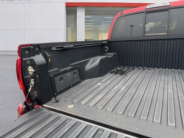 Used 2018 Toyota Tacoma SR w/ SR Convenience Package image 17