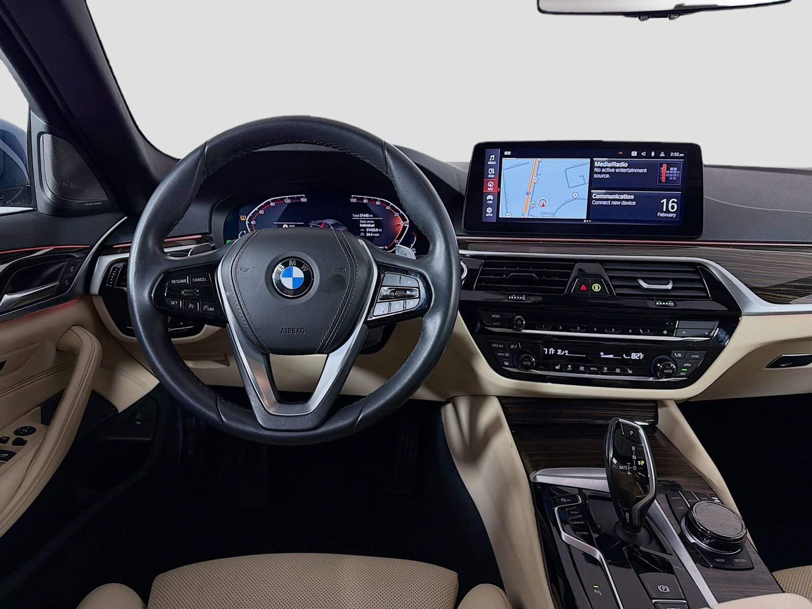 Used 2023 BMW 540i xDrive w/ Executive Package image 26