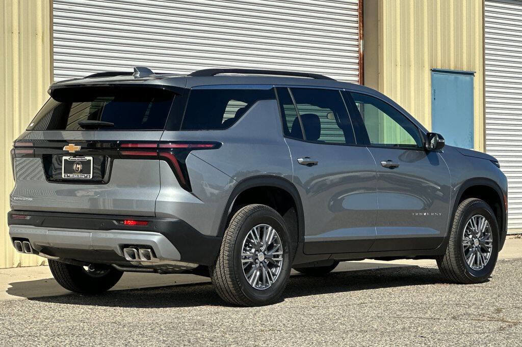 New 2026 Chevrolet Traverse LT image 6