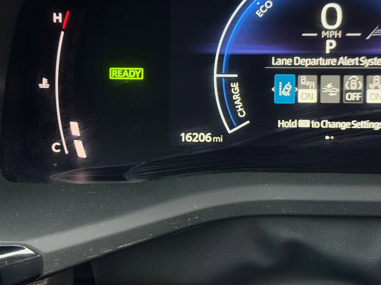 Used 2025 Toyota Camry LE image 39