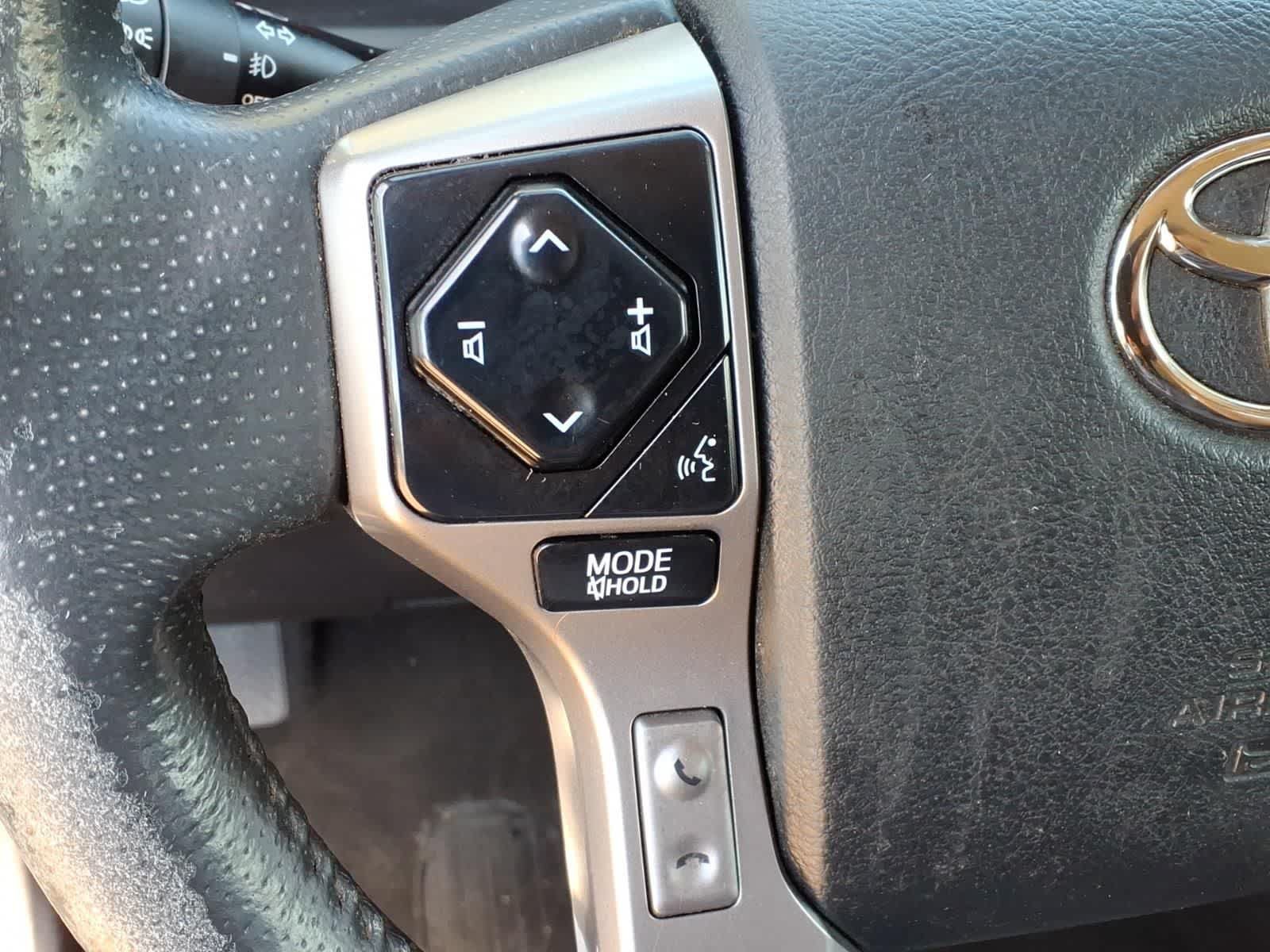 Used 2022 Toyota 4Runner SR5 RWD image 17