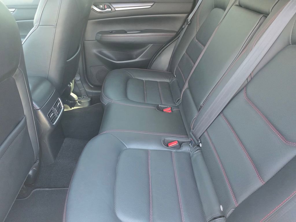Used 2025 MAZDA CX-5 Carbon Edition image 16