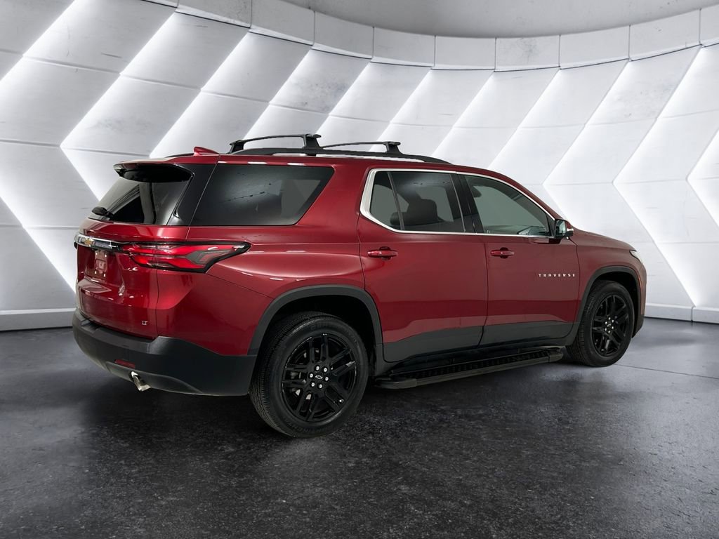 Used 2023 Chevrolet Traverse LT image 4