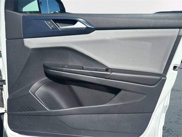 Used 2022 Volkswagen Taos SE w/ Panoramic Sunroof Package image 10