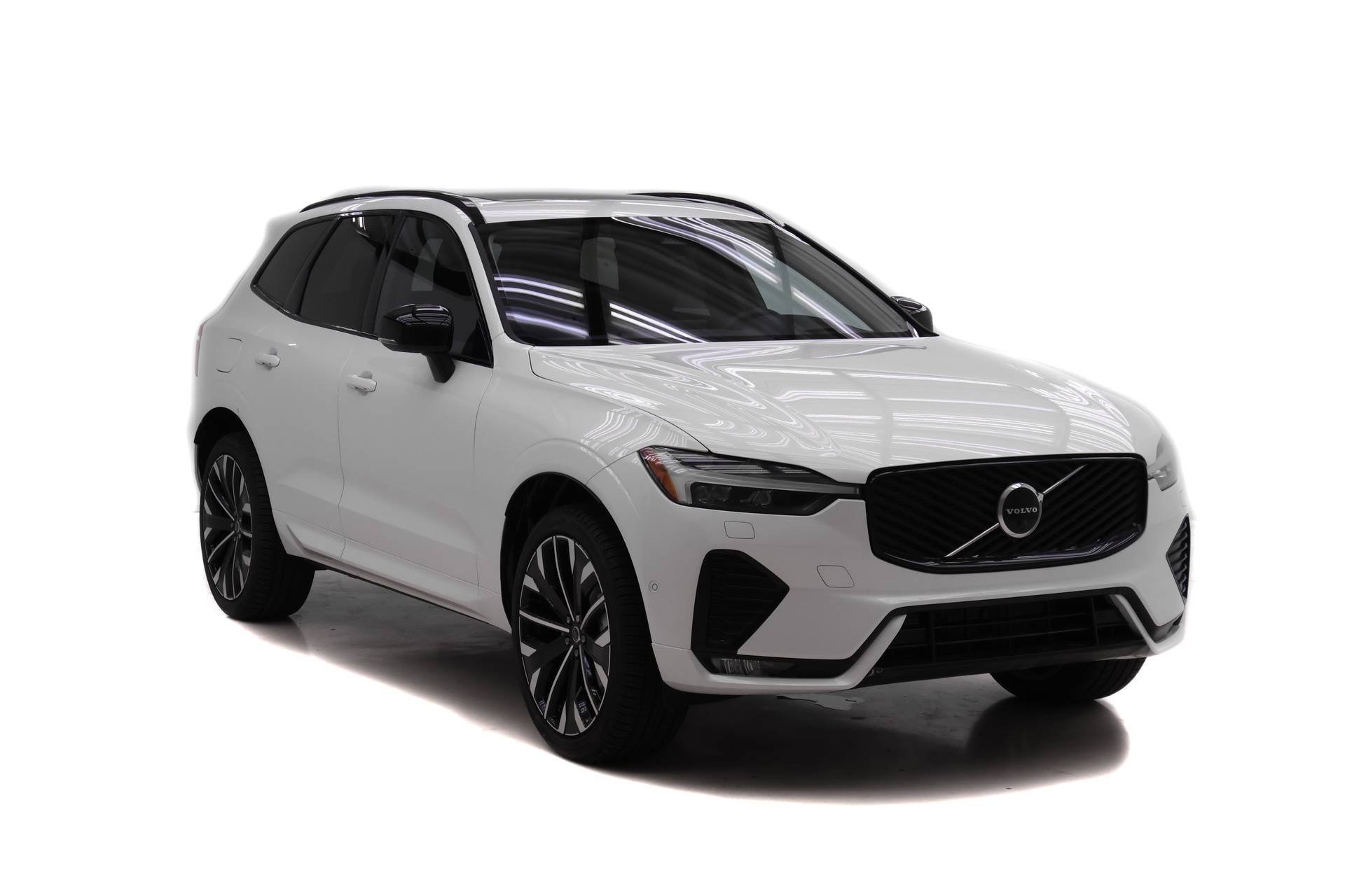 New 2026 Volvo XC60 B5 Ultra w/ Protection Package Premier image 2