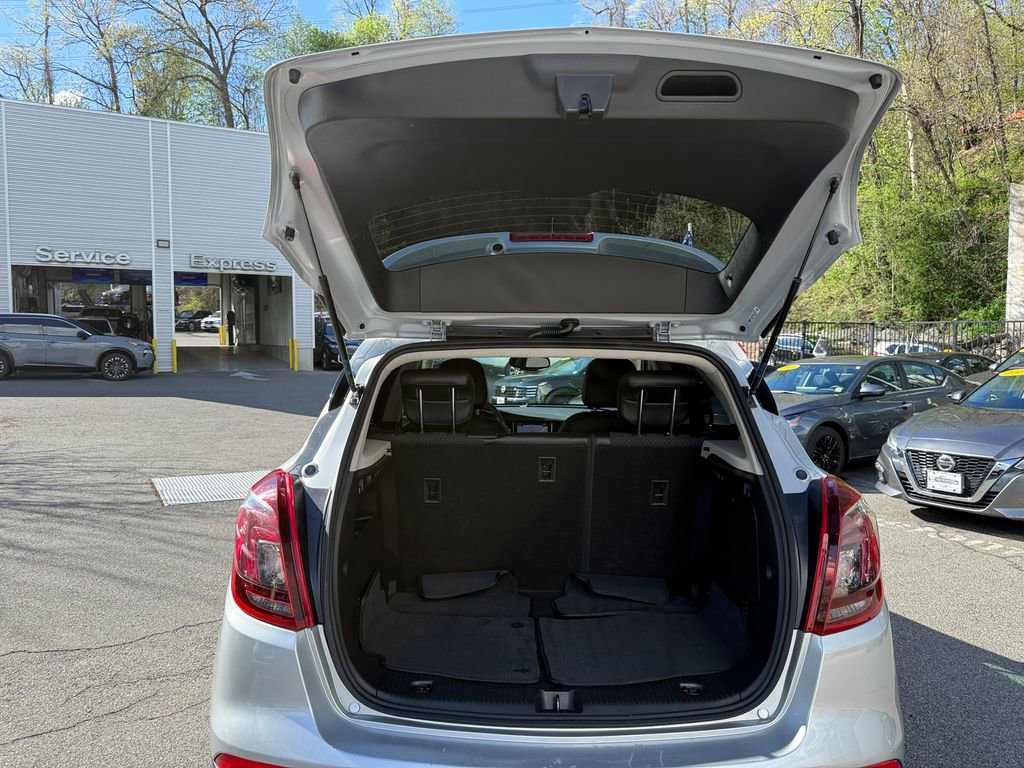 Used 2019 Buick Encore Sport Touring image 30