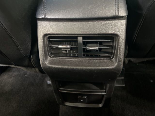Used 2015 Ford Edge SE AWD/4WD image 14