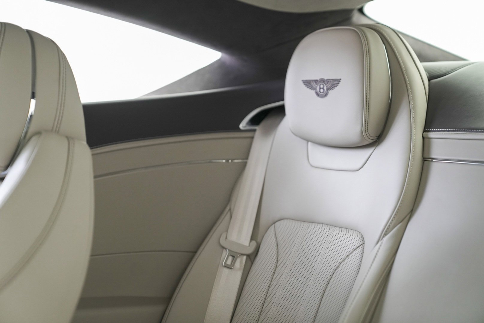 New 2026 Bentley Continental GT image 32