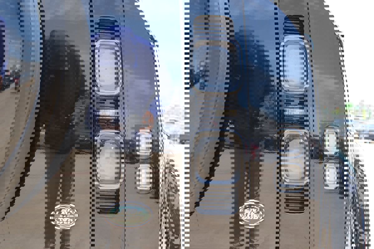 Used 2022 Land Rover Defender 110 X image 13