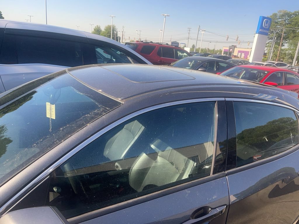 Used 2017 Honda Civic EX-L image 2