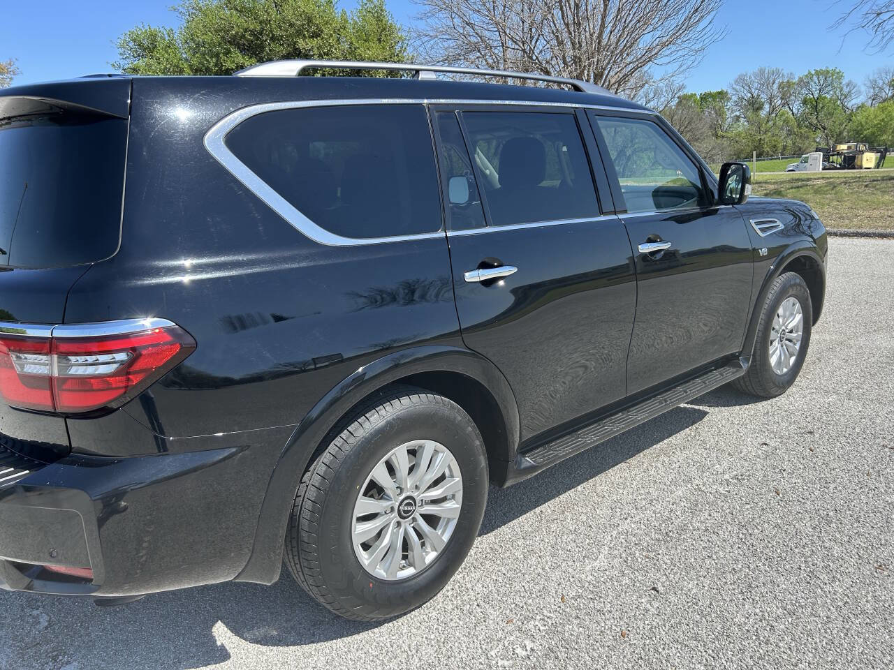Used 2022 Nissan Armada SV RWD image 13