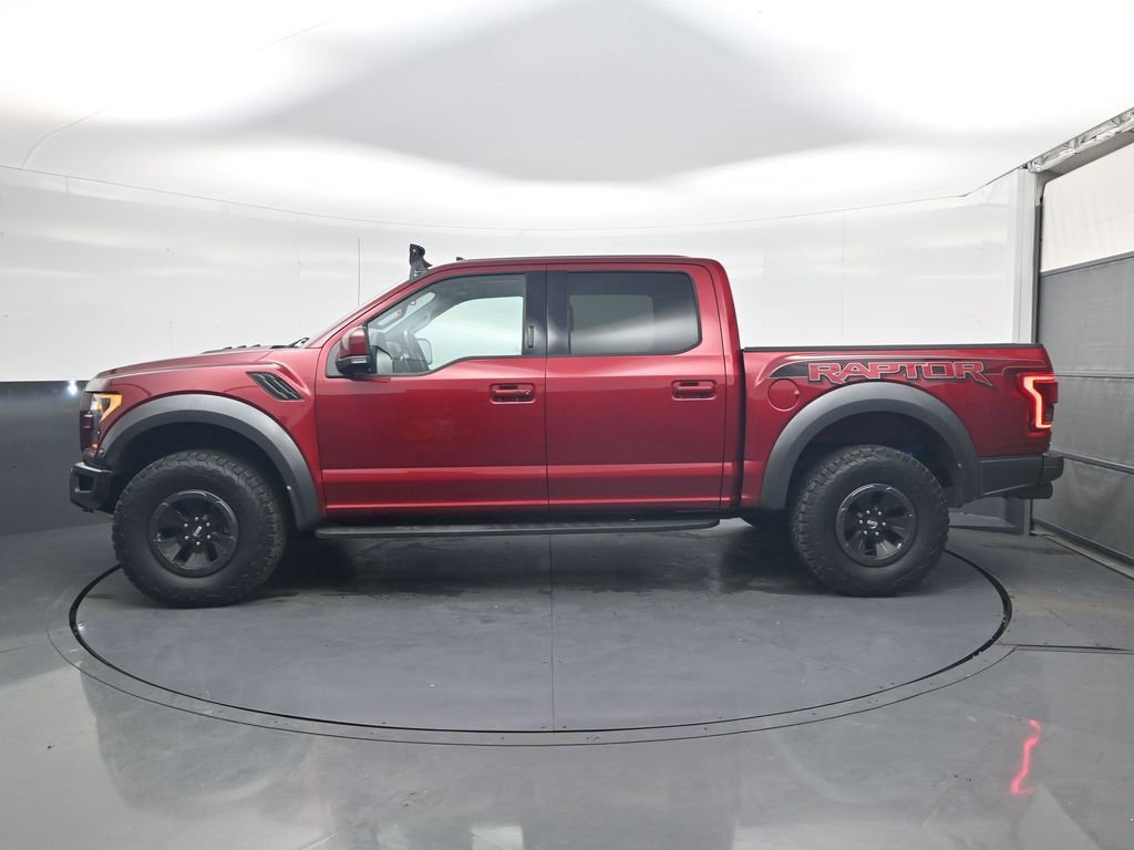 Used 2017 Ford F150 Raptor w/ Equipment Group 802A Luxury image 4
