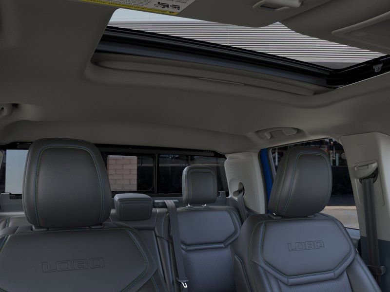 New 2025 Ford Maverick Lobo image 12