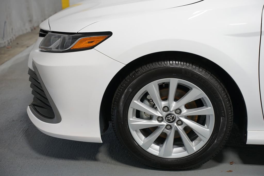 Certified 2024 Toyota Camry LE image 5