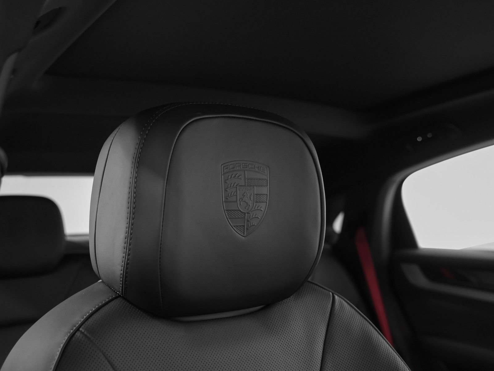 New 2026 Porsche Cayenne Coupe AWD/4WD image 22