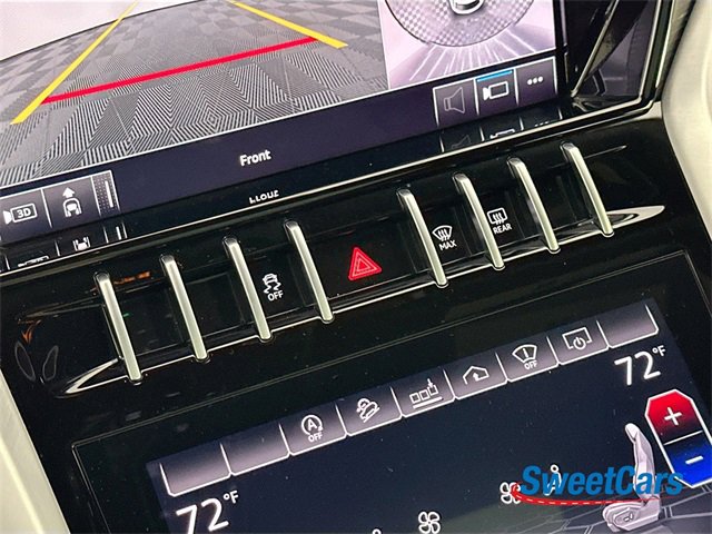 Used 2020 Lamborghini Urus Base image 30