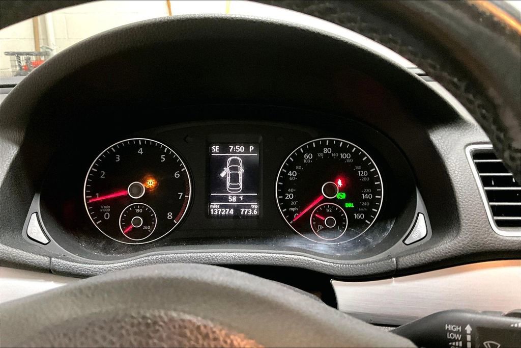 Used 2012 Volkswagen Passat 2.5 SE image 13