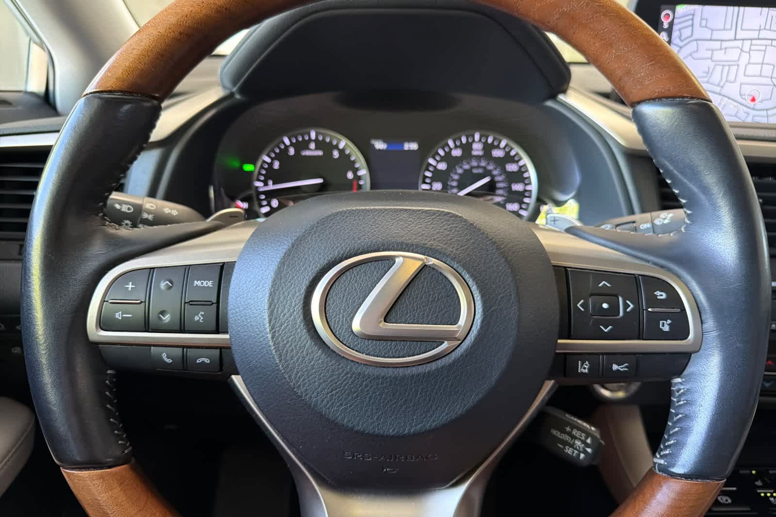Used 2020 Lexus RX 350L Premium w/ Premium Package AWD/4WD image 27