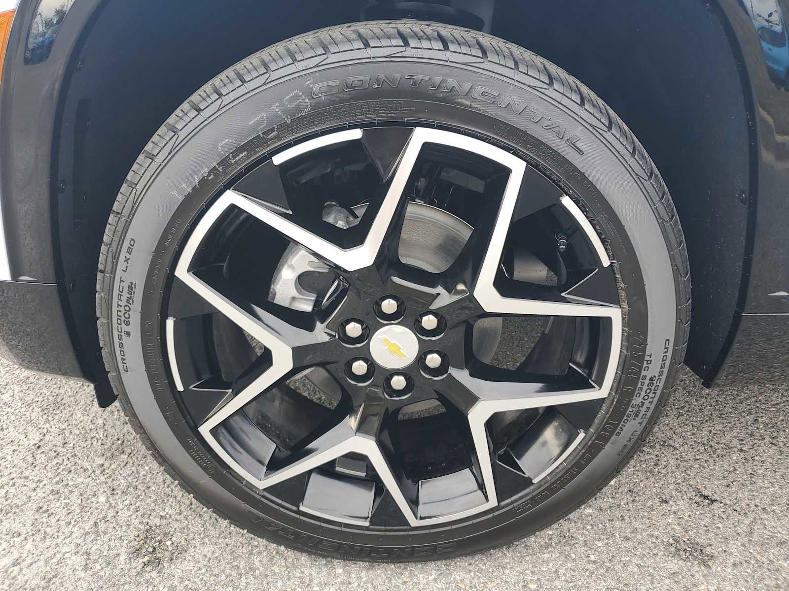 New 2026 Chevrolet Traverse High Country w/ LPO, Floor Liner Package image 10