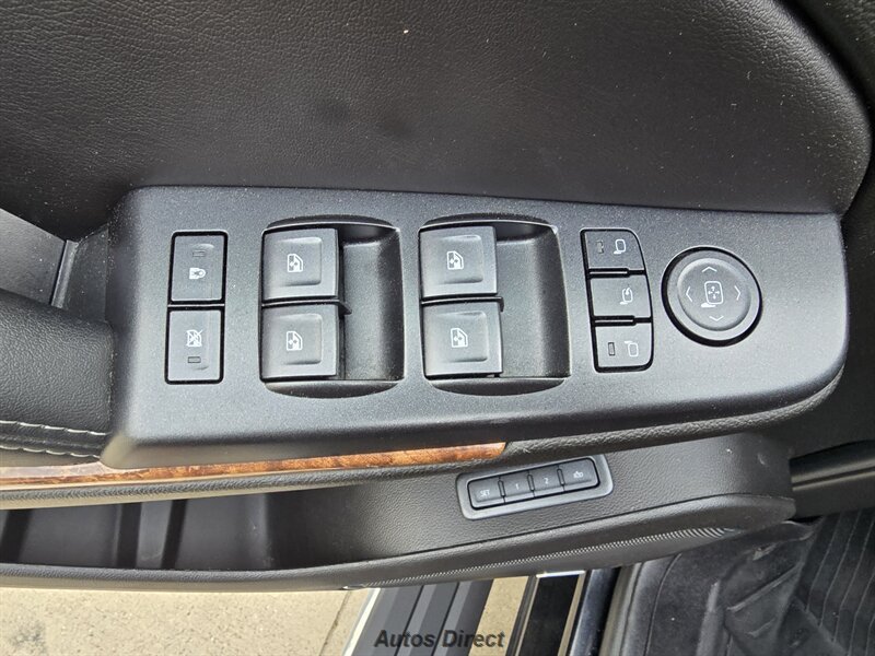 Used 2019 Chevrolet Suburban Premier w/ Premier Plus Edition AWD/4WD image 40
