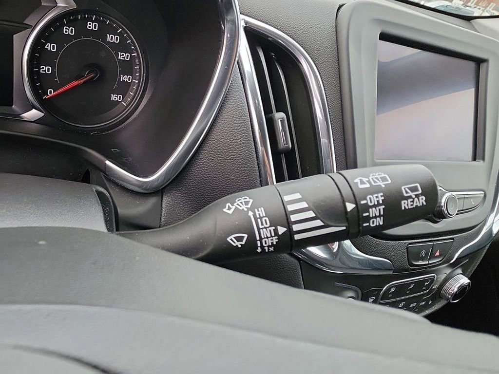 Used 2023 Chevrolet Equinox LT AWD/4WD image 14