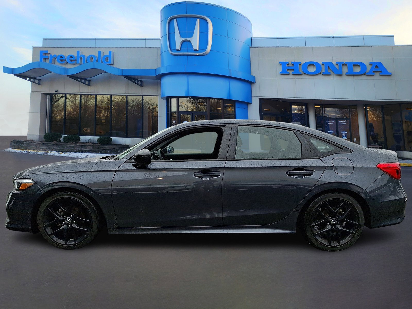 Used 2024 Honda Civic Sport image 4