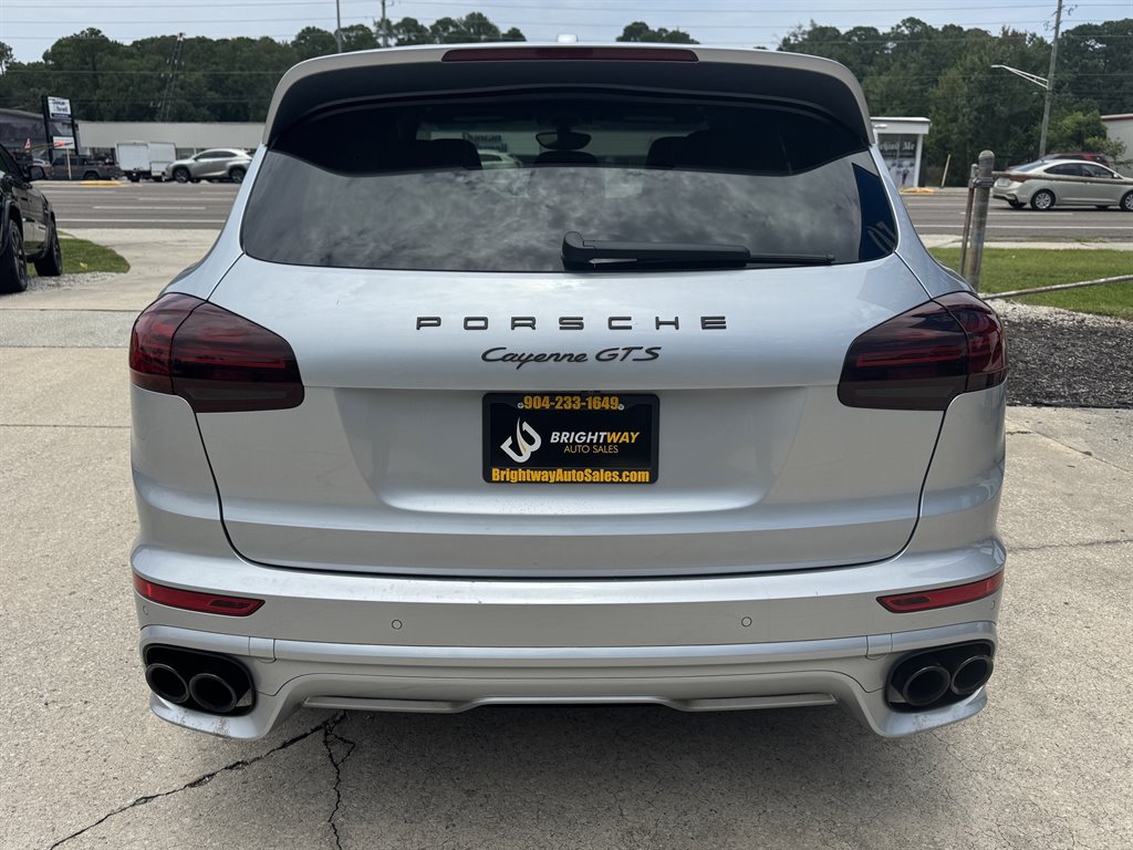 Used 2018 Porsche Cayenne GTS AWD/4WD image 6