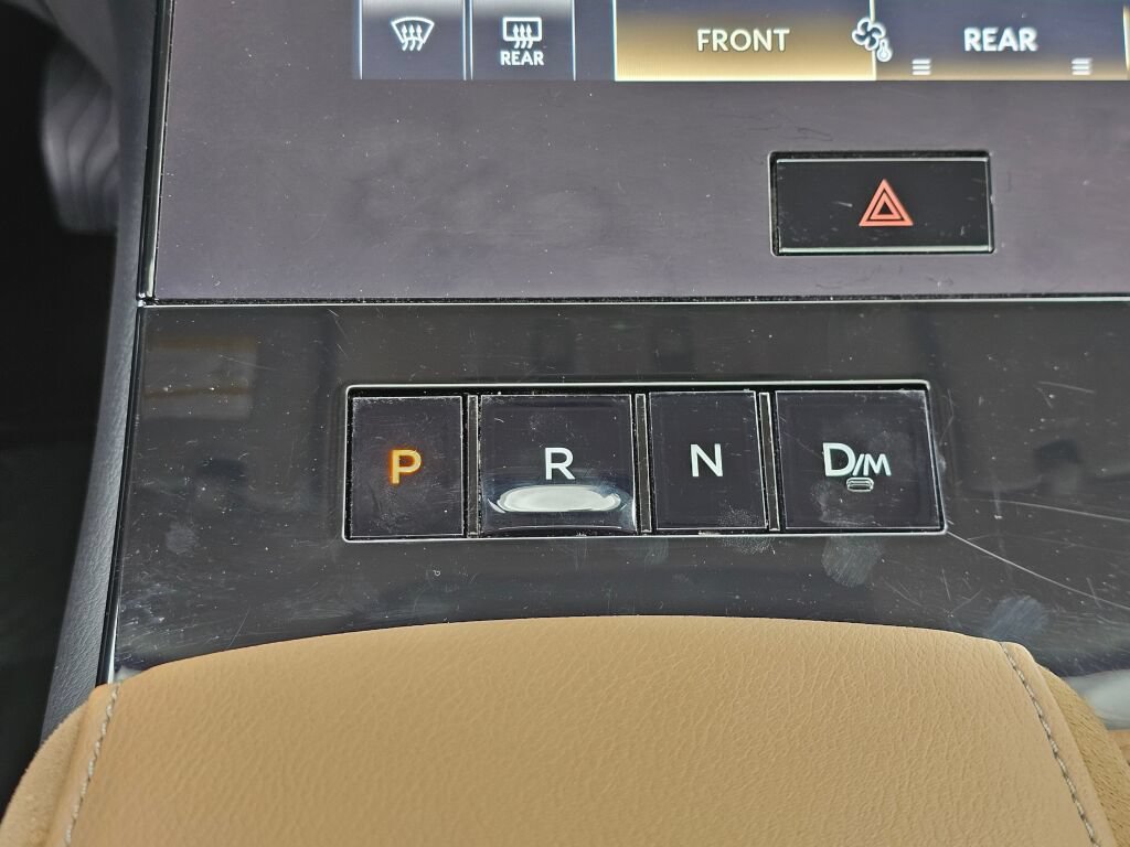 Used 2025 INFINITI QX80 Luxe AWD/4WD image 36