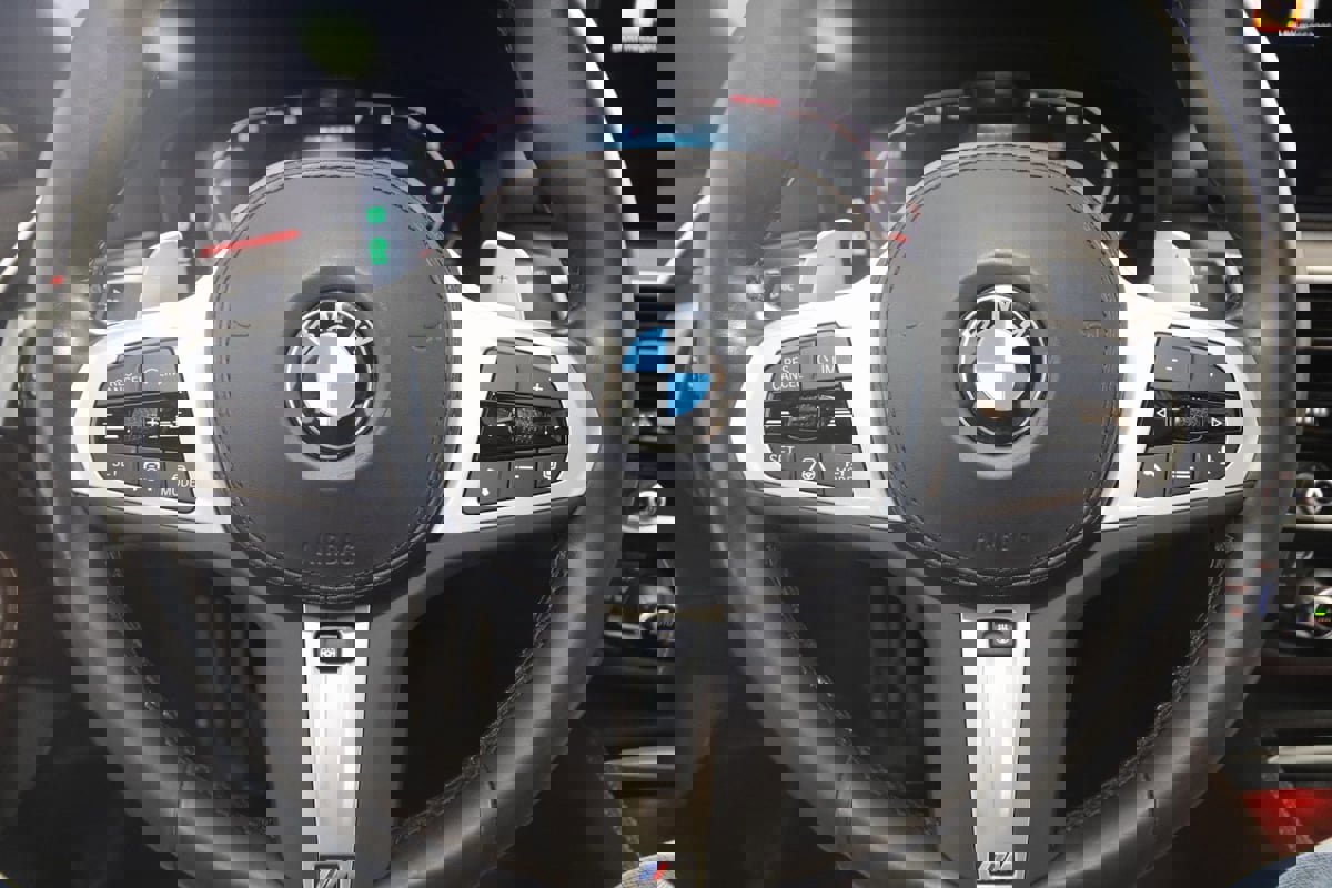 Used 2023 BMW M550i xDrive image 47