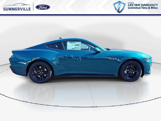 New 2026 Ford Mustang GT RWD image 2