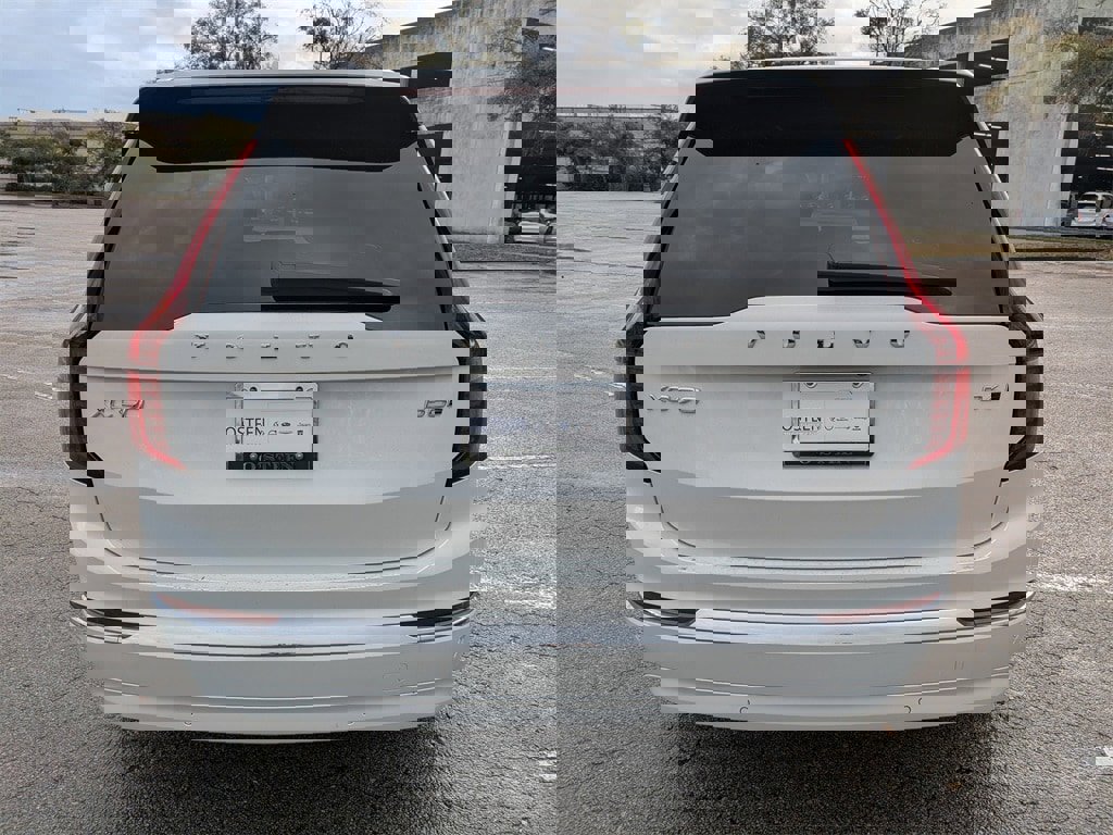 New 2026 Volvo XC90 B6 Plus image 5