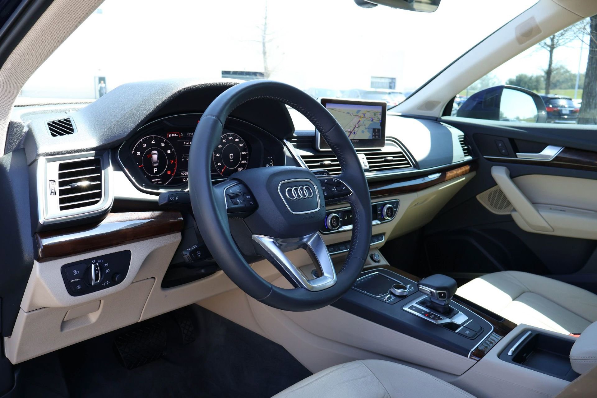 Used 2018 Audi Q5 2.0T Premium Plus w/ Premium Plus Package image 2