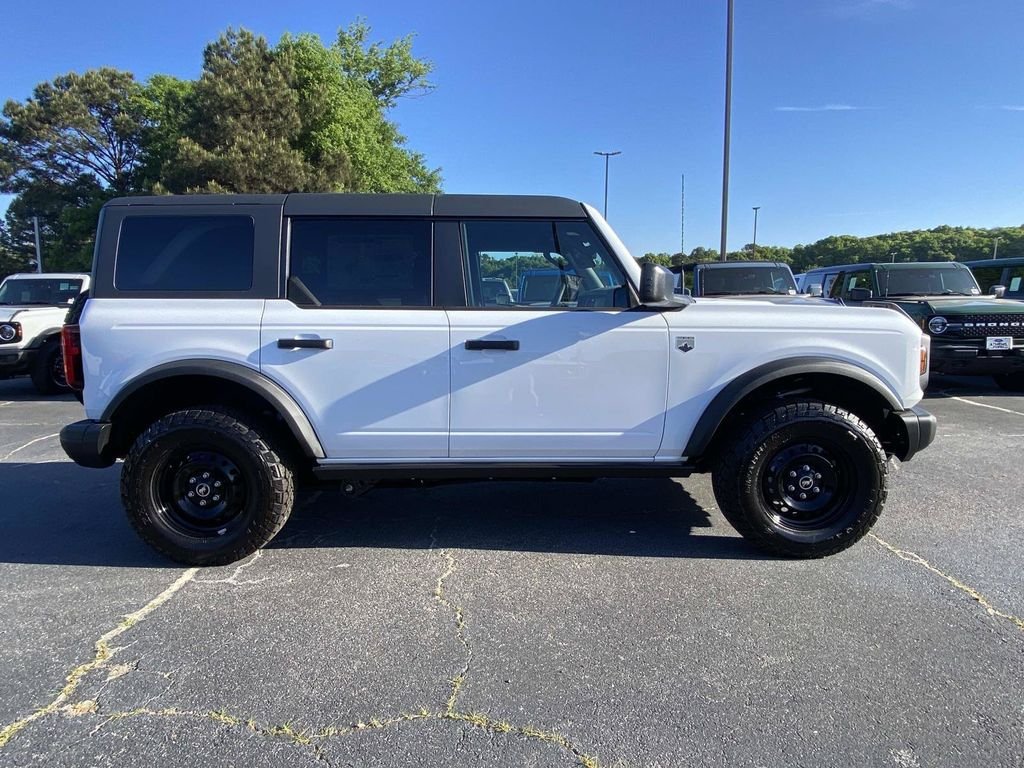 New 2026 Ford Bronco Big Bend w/ Black Diamond Package AWD/4WD image 2