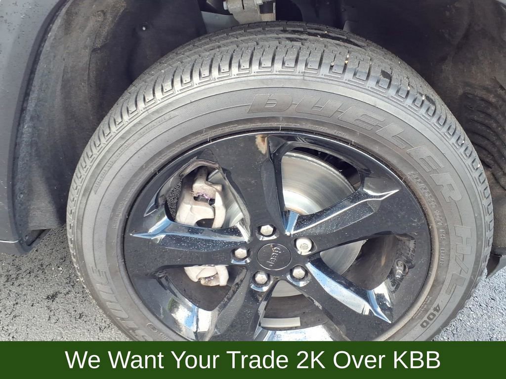 Used 2024 Jeep Grand Cherokee L Altitude image 31