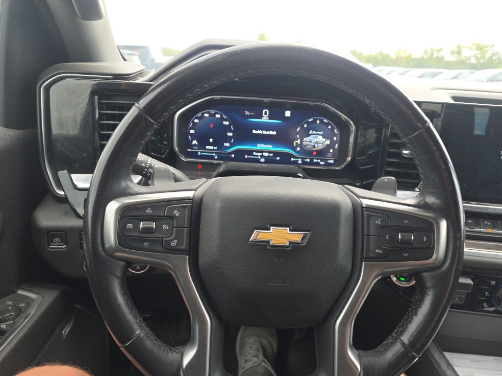 Used 2022 Chevrolet Silverado 1500 LTZ w/ Technology Package AWD/4WD image 51