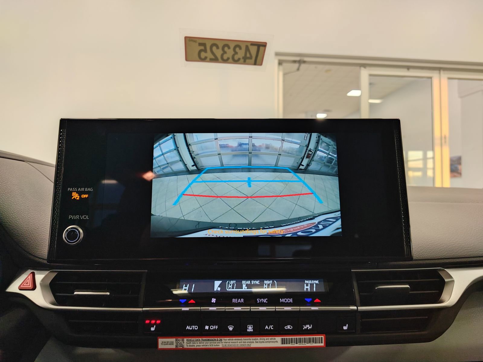 New 2026 Toyota Sienna XLE image 28