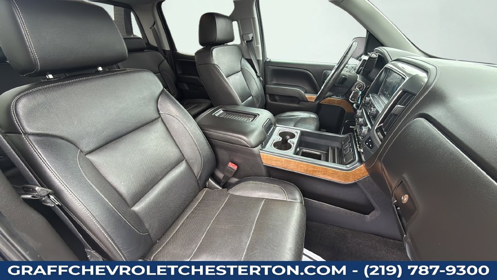 Used 2018 Chevrolet Silverado 1500 LTZ w/ High Desert Package AWD/4WD image 35