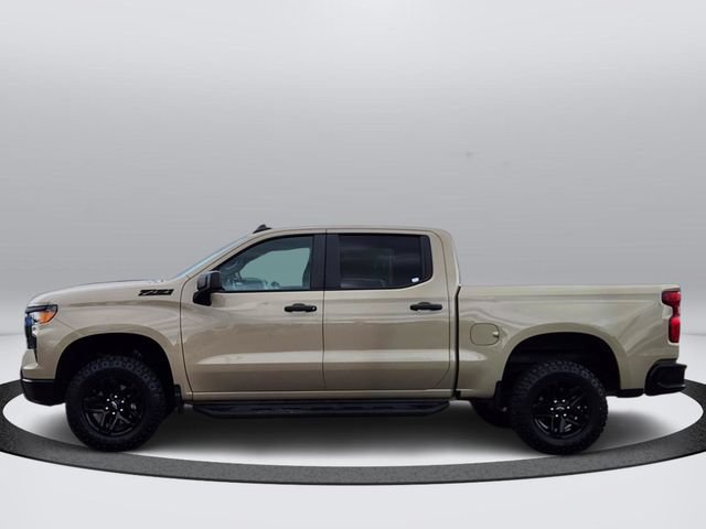 Used 2023 Chevrolet Silverado 1500 Custom Trail Boss w/ LPO, Dark Essentials Package AWD/4WD image 2