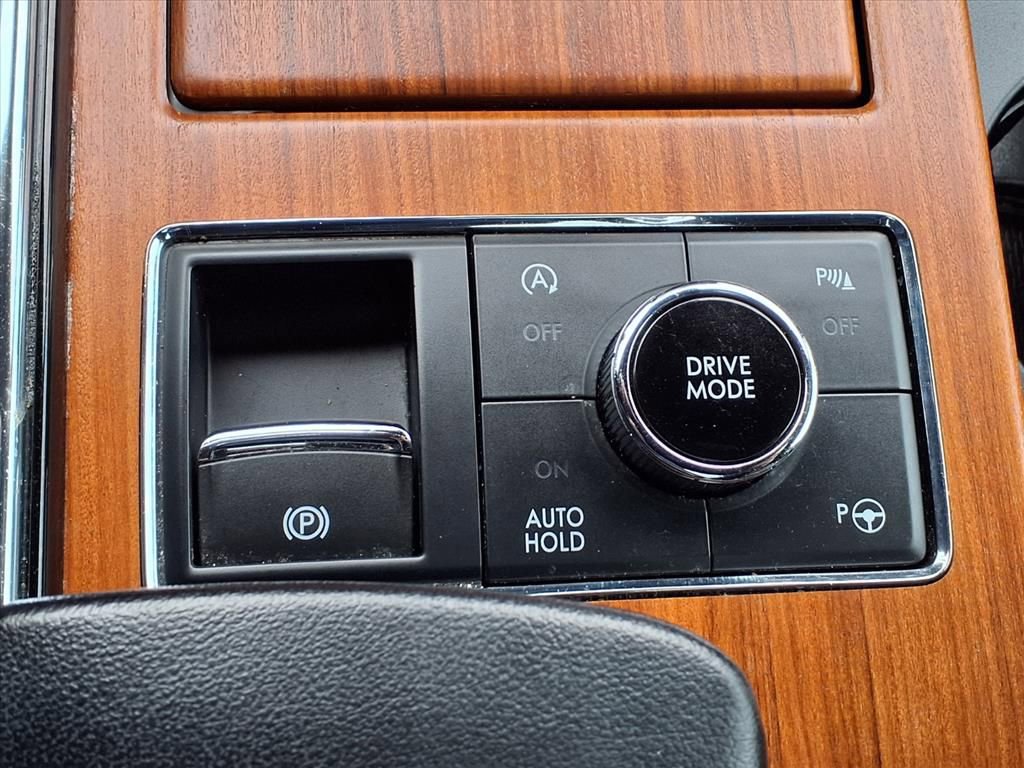 Used 2019 Lincoln Navigator Reserve AWD/4WD image 29