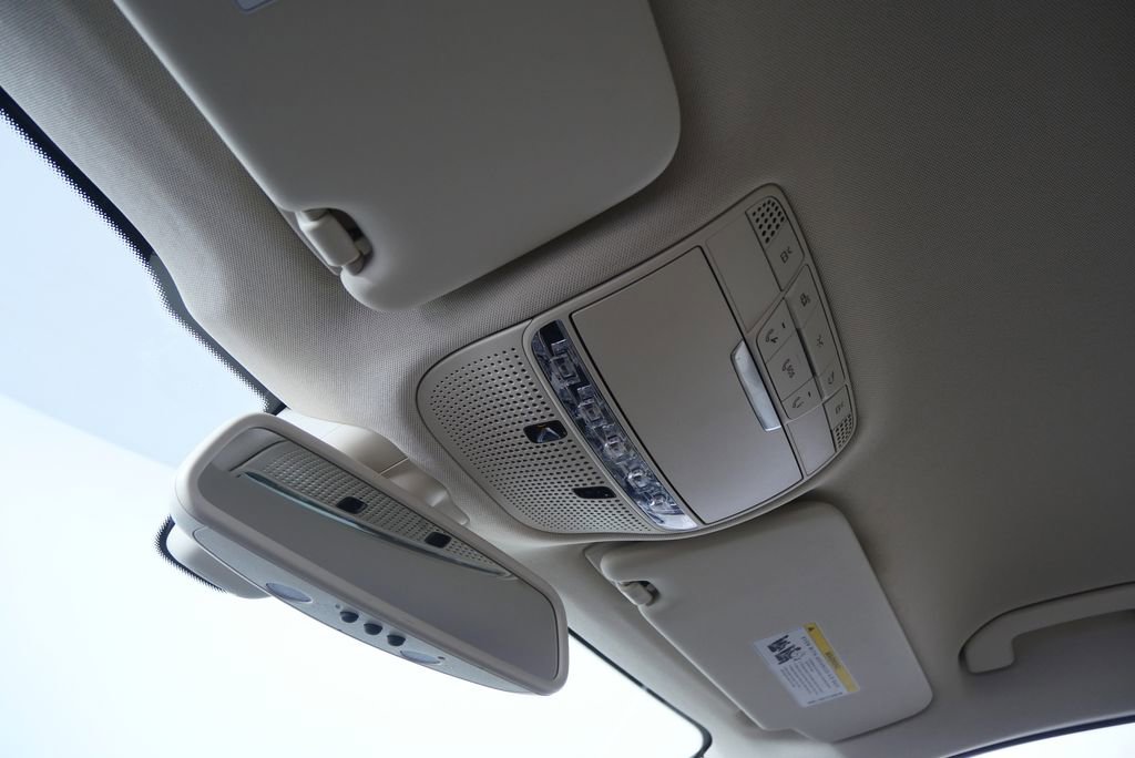 Used 2017 Mercedes-Benz GLC 300 4MATIC image 20